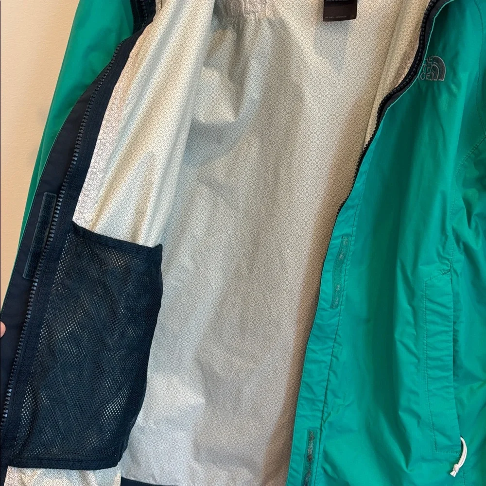 North Face Women’s Rain Jacket Full Zip Windbreaker Size Small - Picture 5 of 9